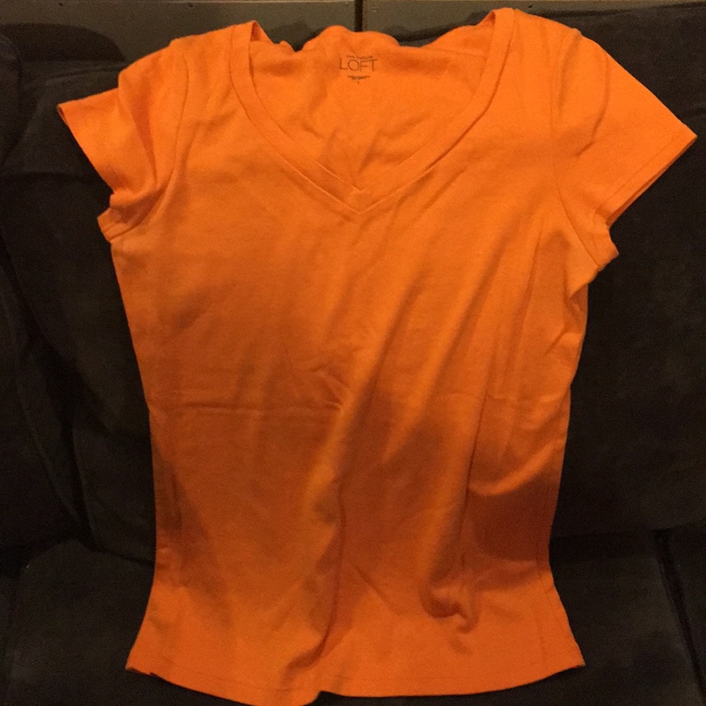 Orange v neck tee